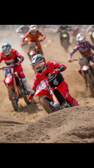 2026 MXGP 法国大奖赛赛事看点 · MX2新人崛起
#mxgp #张雪 #张雪机车 #摩托车 #越野摩托车