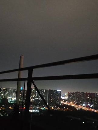 莫名