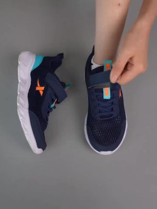 【云跑2.0】特步儿童轻跑鞋透气防滑软底魔术贴运动鞋 #创作灵感 【云跑2.0】特步儿童轻跑鞋透气防滑软底魔术贴运动鞋#运动鞋 #跑步鞋 #透气网鞋 #好物推荐🔥 @DOU+小助手 @抖音小助手 @创作灵感小助手