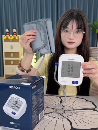 #欧姆龙 #血压计 #家用血压计 #臂式血压计 #送父母的礼物