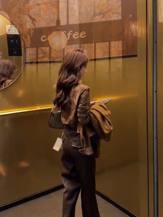 #洋气减龄 #谁穿谁好看 #秋季新款 #时髦精 #时尚穿搭