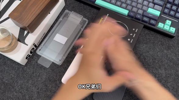 一加ACE6游戏党必看!钢化膜手感真的很重要! #一加ACE6 #一加ACE6钢化膜 #一加ACE6手机壳 #手机配件 #3C好物分享