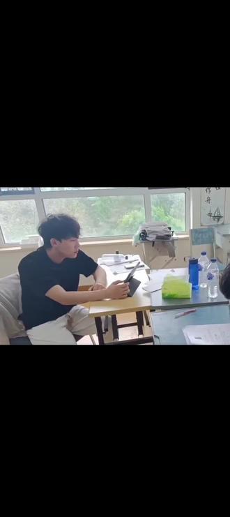 天才之间亦有差距#王不见王 #高中物理