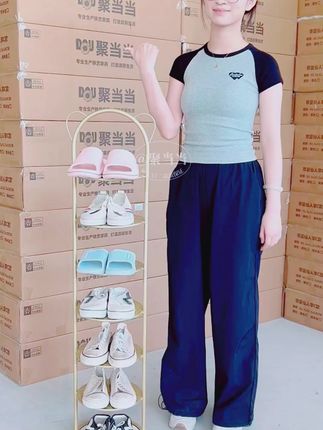 聚当当简易鞋架,省空间大容量,客厅实用之选! #家用鞋架 #省空间鞋架 #大容量鞋架 #创意鞋架 #简易鞋架