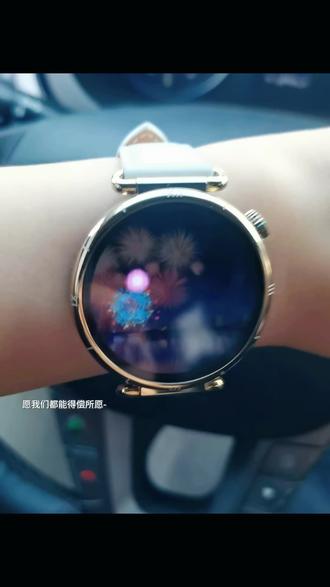 新年第一场烟花 来自于华为手表独有的浪漫🎆#华为GT6 #新年快乐