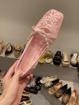 这个粉色显年轻哦#新款的鞋子到了 #超级好穿 #女鞋推荐 #脚宽脚胖都可以