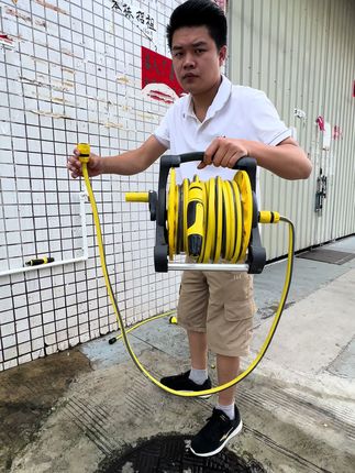 水管水枪厂家 一款接在水龙头上面就可以使用的高压洗车,浇花水枪套装,洗车浇花浇菜,搞卫生,大扫除。生活上的好用品好帮手。