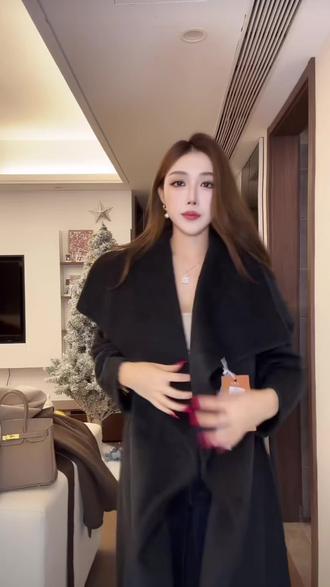 【琥珀鎏金宋秀妍】长款秋冬呢子毛呢外套圆领冬季韩版气质#毛呢大衣 #冬季必备 #韩版穿搭 #时尚休闲穿搭 #保暖又好看