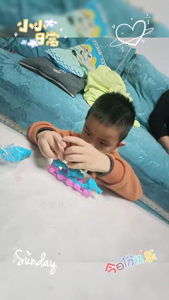 心灵手巧的小工匠#橡皮泥手工 #彩泥手工