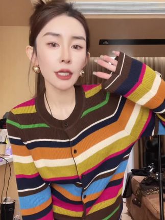#今天穿什么 #长袖t恤 #穿出自己的风格 #谁穿谁好看 #穿搭