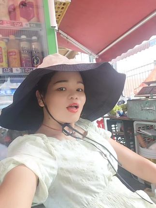 嘴巴一开歌就来。不管歌声响不响,你喜欢这语音不行的吗?