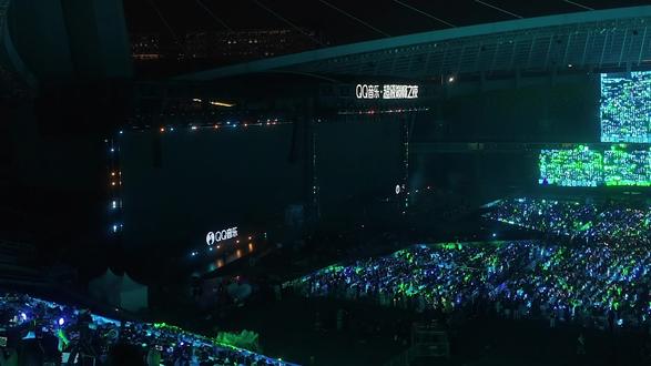 非粉也被鞠姐美貌和嗓音震撼的一天
鞠婧祎QQ音乐3.28《你在,不在》+《雨爱》4K60帧·音质超好全程版#鞠婧祎 #qq音乐巅峰之夜 #演唱会