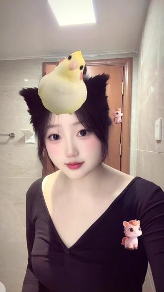 你就这样出现闯进我心里面~#米糕摇 #等等我先摆好造型