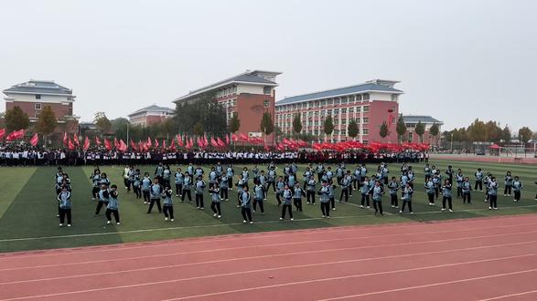 河北省盐山 中学运动会闭幕式!