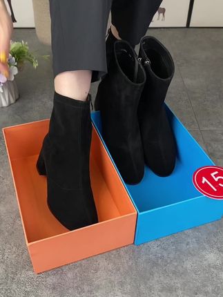 圆头粗跟百搭羊皮短靴瘦瘦靴#软皮软面穿上超舒适 #鞋子穿搭 #穿搭穿搭 #靴子的搭配 #时尚百搭女鞋 @抖音广告助手 @DOU+小助手 @企业号小助手