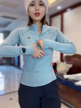 必迈新款速干加绒长袖来啦,半拉链设计,轻量化设计,跑步日常运动风格十足,速干透气男女同款哦#速干长袖 #跑步长袖 #半拉链 #好物推荐的