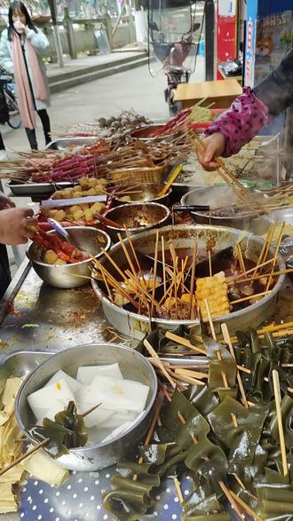 终于吃到了心心念念的垫江麻辣串!小时候的味道。#年味 #妈呀太香了