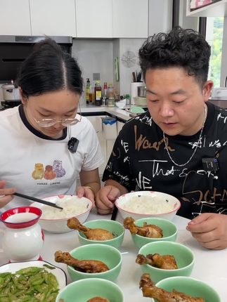 消失的鸡腿!