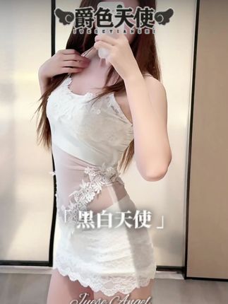 这个自带腰线的小睡裙我看谁还没穿过 #腰臀比 #反差 #包臀裙 #蕾丝睡裙 #腹肌