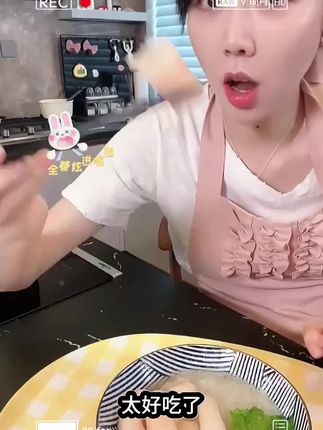 这款适合减肥的竹荪虾滑,冷冻起来随吃随煮很方便好吃~#快手菜 #竹荪的吃法 #竹荪虾滑#姜妍二胖#竹荪