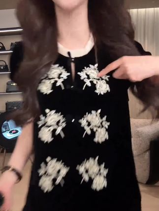 #气质仙女裙穿搭 #减龄气质 #遮肉显瘦穿搭 #时尚洋气又减龄 #显瘦连衣裙