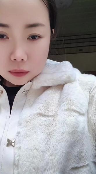 比狂人老邓牛的人出现啦#狂人老邓 #一天75条 #抖音一天可以发几个作品 #努力吧年轻人