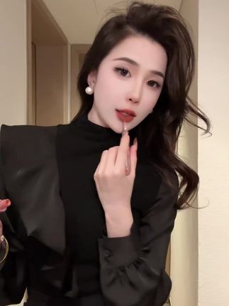 #高级感穿搭 #极简穿搭 #优雅气质 #气质范 #气场全开