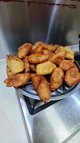 山西运城美食黄米面油角 俗称浮面油糕 来自婆婆版的#热门话題🔥 #味道棒棒哒健康美食自己做 #亲手制作美食