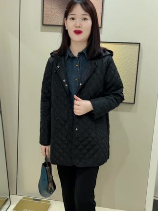 休闲连帽棉服穿着巨显年轻~妈妈婆婆都能穿特别显瘦遮肉! #连帽外套 #棉服外套 #妈妈外套