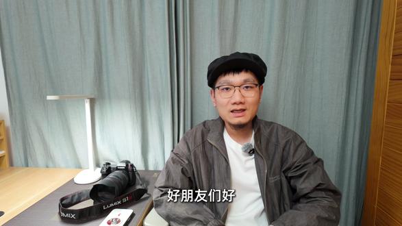 200元小米手环10适不适合iPhone?看完就知道它到底行 PS:NFC功能需要NFC版手环,比丐版贵50左右,但依然非常值。
大家想看怎么用表盘自定义工具的话,接下来可以给大家分享一下。
#数码科技 #小米 #小米手环 #小米手环10 #iPhone