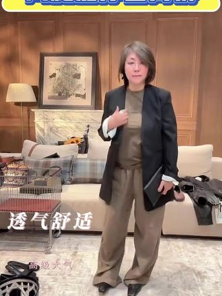 非常漂亮的亚麻裤,平时是买不到的,已经卖了上万条,一定是又好看又好穿,很多人买了两条三条#高级感穿搭 #精致女人必备 #时髦精 #魅力女人 #女人味