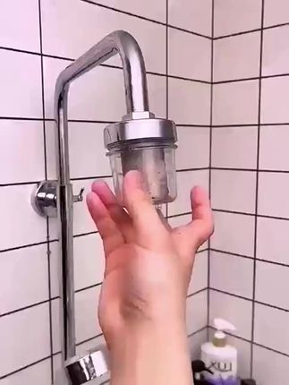 家用花洒过滤器,净化水质就靠它! #水质净化 #花洒过滤器 #家用好物 #淋浴神器 #浴室必备