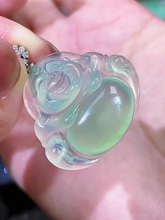 #天然翡翠 #以翡会友 #天然翡翠吊坠 天然缅甸翡翠冰晴绿佛公
