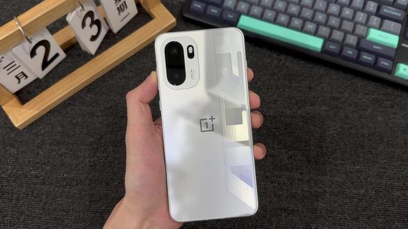 一加Ace6机主必须要注意的事项!否则你的使用体验将大打折扣!#一加ace6 #一加 #一加手机 #手机配件 #钢化膜