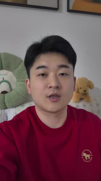 快速上手SeeDance2.0 #随变ai随便玩 #seedance #ai创作 #即梦ai生成视频 让我来教你如何快速上手SeeDance2.0,制作换装拜年视频,称为朋友圈最靓的仔~