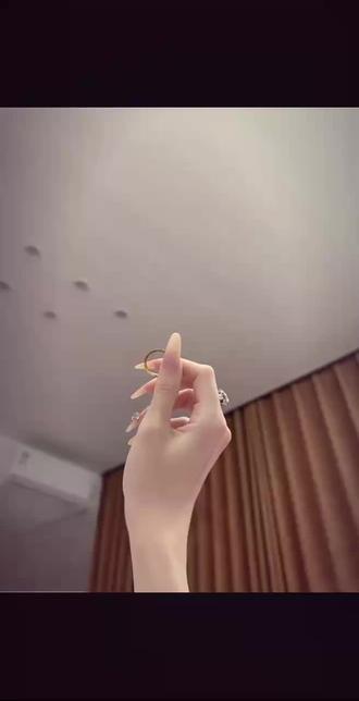 你失约的戒指 我已经买了三了.#有美甲我就这样拍