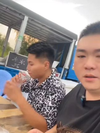捆蹄有活动哦#云福铁牛捆蹄 @铁牛往事 套大圈(捆蹄 鸡糕) @冬梅,老奶