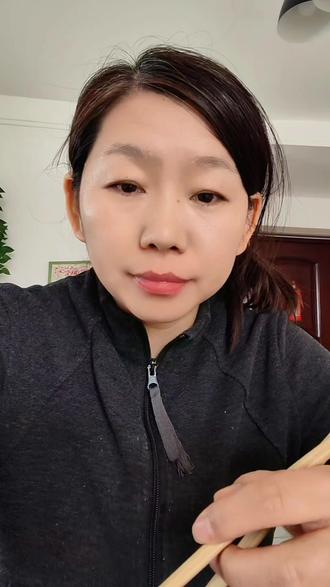 三秒钟学会握笔!#正确握笔的方法 #筷子的正确用法 #勺子的正确使用方法 #练字基础