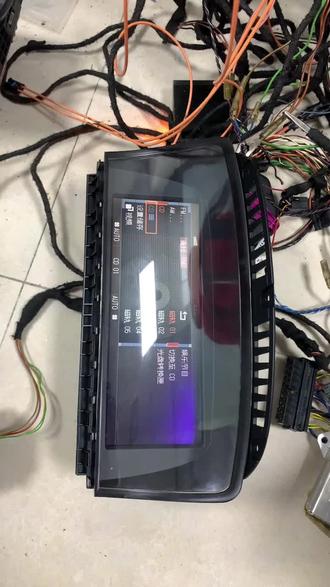 宝马7系E66E65CD机主机730740745750760中控收音机旋钮 音响碟机 显示屏 老化更换#宝马7系 #大数据推荐给有需要的人