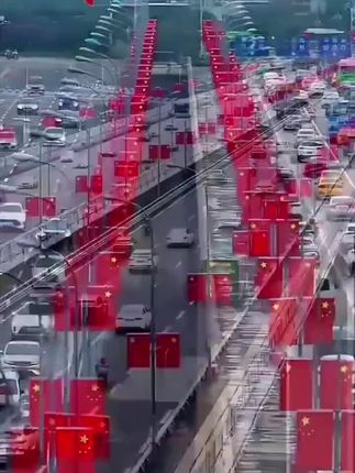 【爱国红旗】车载精美红旗汽车香水水晶加厚伸缩红旗中控台办公室摆件 #红旗车载摆件 #爱国情怀#爱国红旗摆件 #上热搜 #今日分享