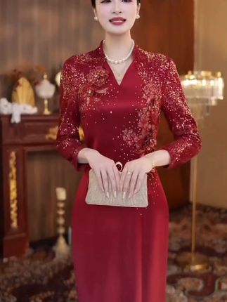 #高定礼服 #婚庆礼服 #礼服裙 #敬酒服 #喜婆婆喜妈妈婚宴装