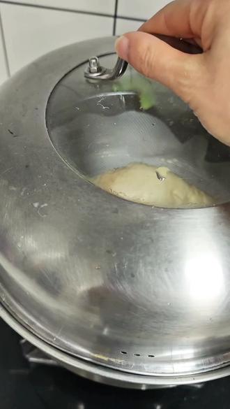 #真实生活分享计划 果然,一看就会,一做就废😂#花样馒头 #苦瓜馒头