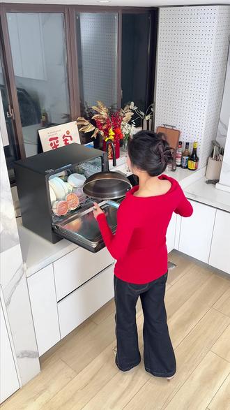 台嵌挂都可以且是自动上下水的一级水效!八种清洁模,就选UP2 #洗碗机 #美的洗碗机 #懒人必备 #厨电好物 #好物分享🔥