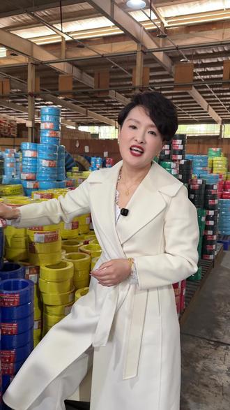2.5平方电线的载流量是多少呢? 铝线价格、铝芯电缆线多少钱一米、单芯电缆价格多少、yjv电缆价格、阻燃耐火电缆怎么选、成都电线电缆源头厂家,主营中高低压电力电缆,矿物质防火电缆,家装电线,铜芯电缆、铝芯电缆、铝合金电缆、阻燃耐火电缆、低烟无卤电缆、光伏电缆等产品,有需要可以找我!#电线电缆 #成都电线电缆厂 #电缆厂家 #电缆线 #电力电缆 #电线批发