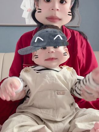简单的小手操#被迫营业的宝宝上线了 #小手操 #宝宝手势舞 #亲子互动