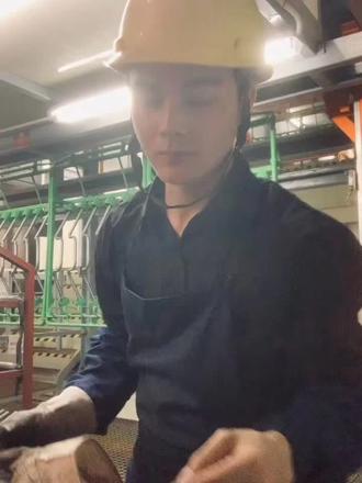 @秋浩 也就只有你上班不会累了#会火