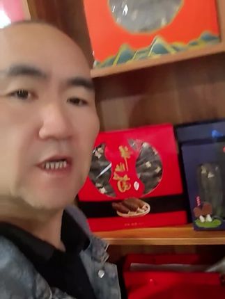 138块三件套礼盒装羊肚菌(净重半斤5到7公分报信菇)就在下方小黄车#礼盒装羊肚菌 #羊肚菌