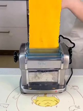 压面机家用小型擀面机多功能手摇饺子皮馄饨皮机老式面条机手#面条机#家用面条机#多功能面条机#厨房好物#好物推荐🔥