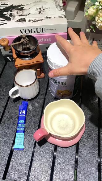 一分钟复刻瑞幸生椰拿铁#海南椰子粉 #自制咖啡