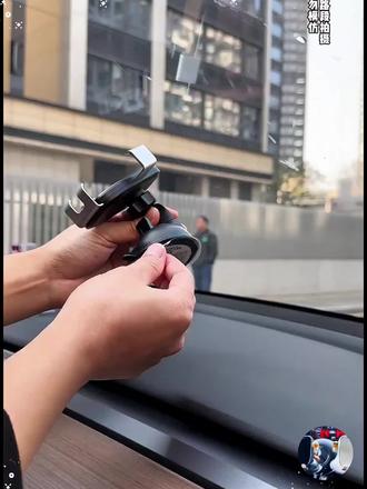 吸盘手机支架,自由调节,吸力强,不伤车#range rover是什么车 #未来汽车